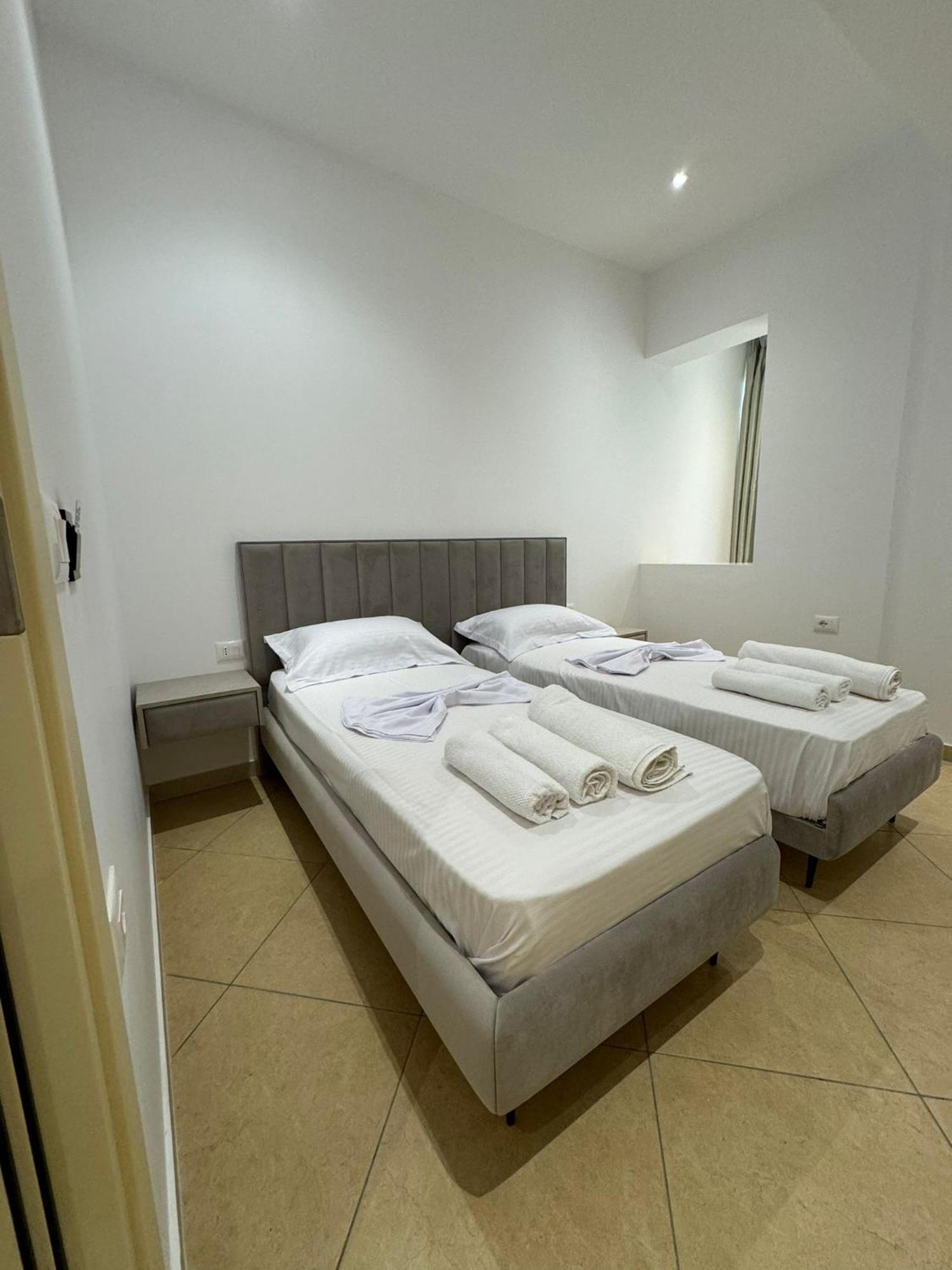 Hotel Balili Vlore Exterior photo